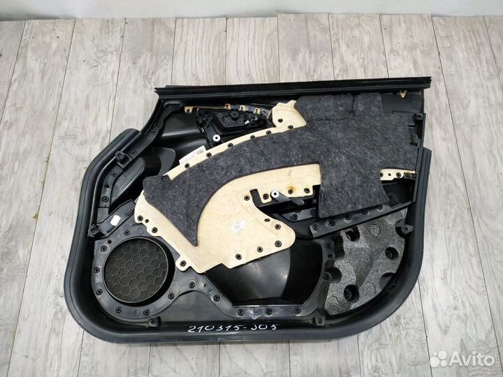 Обшивка двери передней левой Astra J 2010