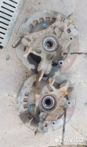 Кулак задний Cayenne 955 957 Каен Туарег цапфа