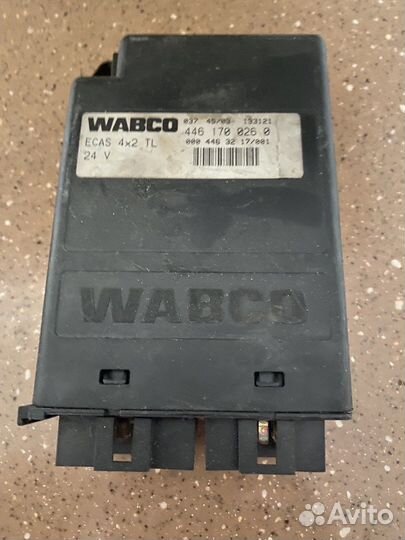 Блок управления пневмоподвеской 4461700260