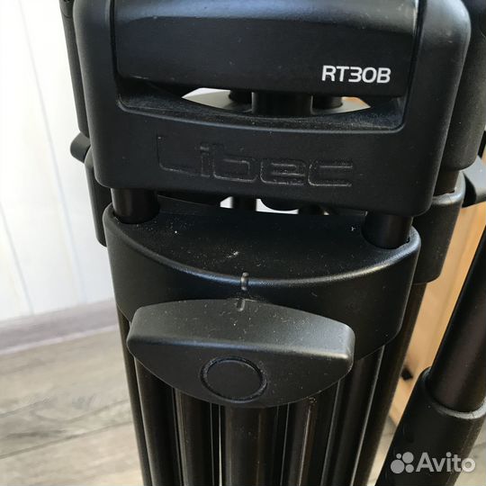 Штатив для фотоаппарата Libec LX5