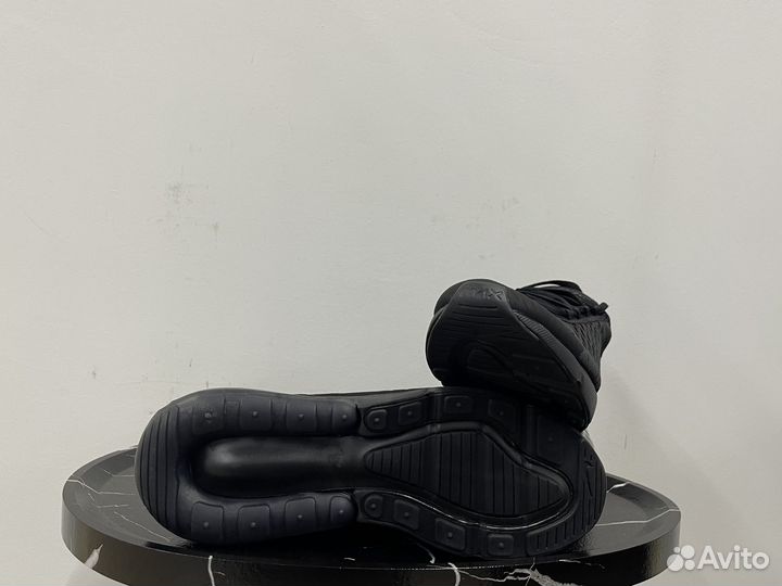 Кроссовки женские Air Max 270