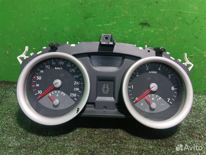 Приборная панель Renault Megane 2 (LM0C) 2004
