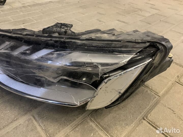 Фара левая audi a4 8w0941033d