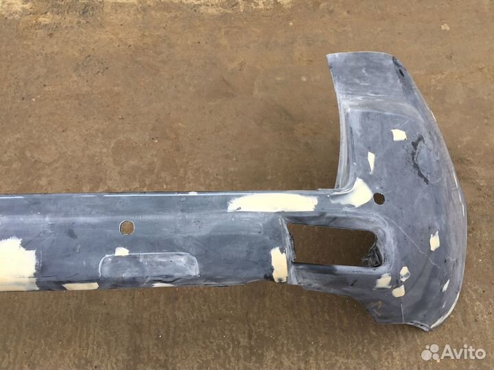 Бампер задний Toyota Land Cruiser 200