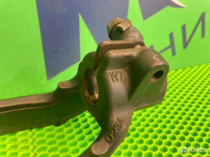 Кронштейн амортизатора передний правый Bmw X5 E70