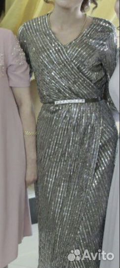 Вечернее платье