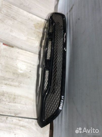 Решетка бампера передняя Mercedes-Benz Gla-Class