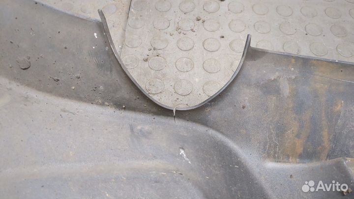 Бампер BMW 1 E87, 2008