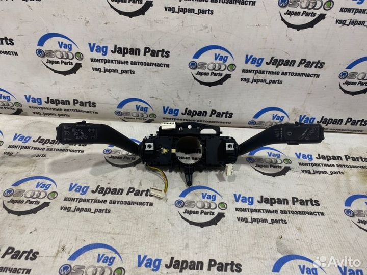 Блок подрулевых переключателей Volkswagen Tiguan