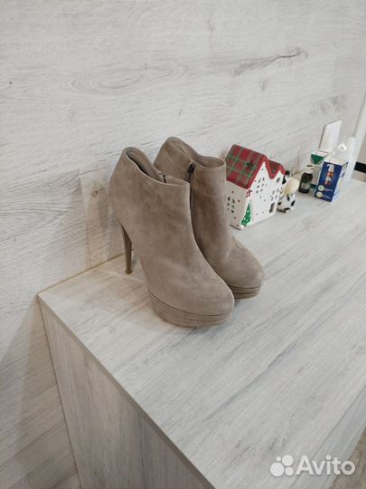 Ботильоны натуральная кожа 39