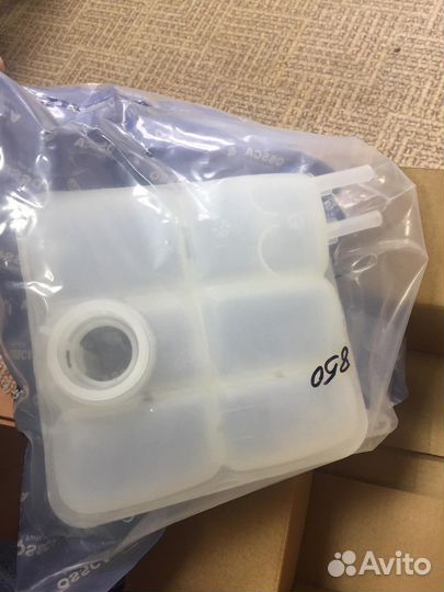 Расширительный бачок Ford Focus 2