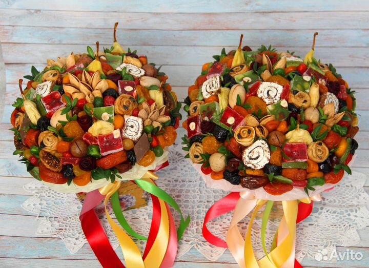 Съедобный букет с сухофруктами и орехами
