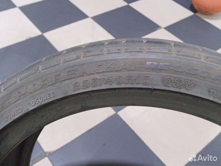 Bridgestone Potenza RE050A 225/40 R18