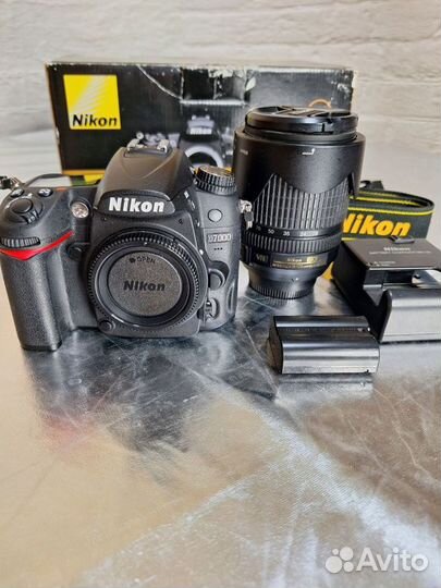 Nikon D7000 с обьективом