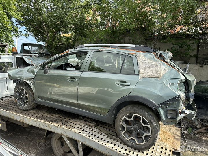 Subaru Impreza XV разбор по запчастям