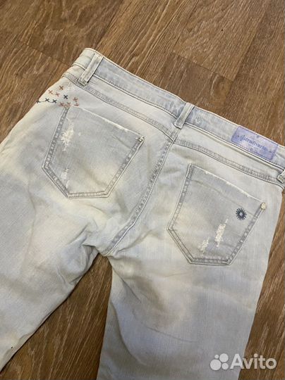 Джинсы Stradivarius