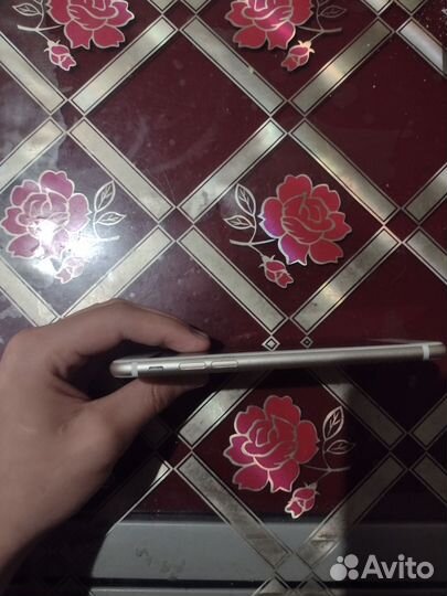 iPhone 7, 32 ГБ