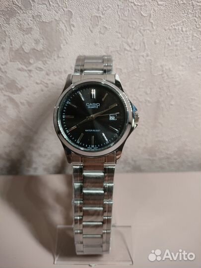 Наручные часы casio