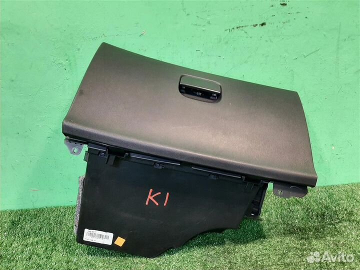 Бардачок (ящик перчаточный) Peugeot 308 (4E) 2008