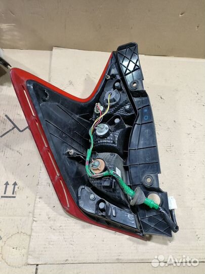 Фонарь правый Nissan Note E12