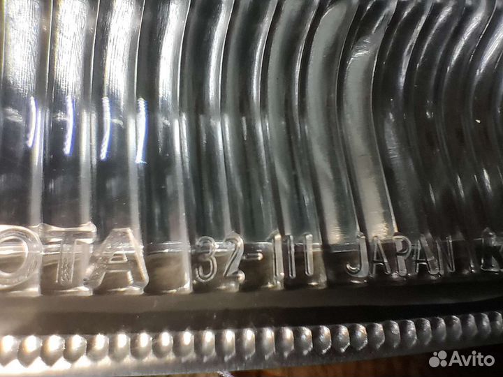 Указатель поворота Toyota