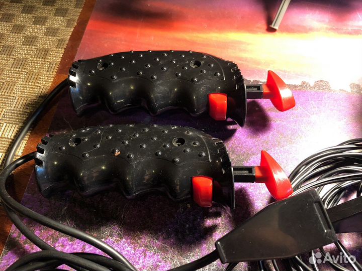 Carrera два джойстика и зарядное устройство