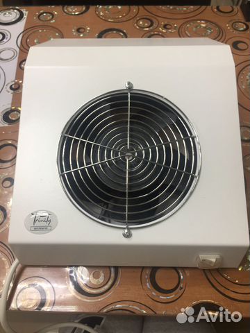 Маникюрный пылесос Trinity