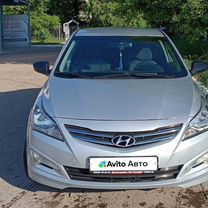 Hyundai Solaris 1.6 MT, 2015, 178 000 км, с пробегом, цена 930 000 руб.