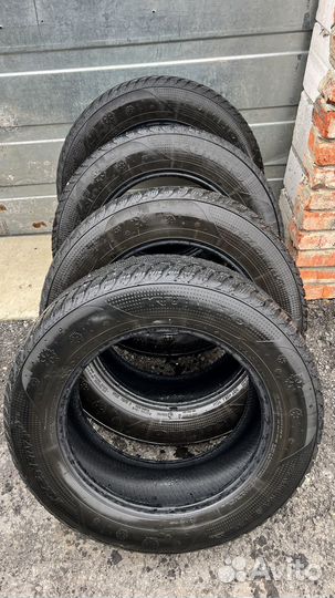 Kumho I'Zen RV Stud KC16 225/65 R17