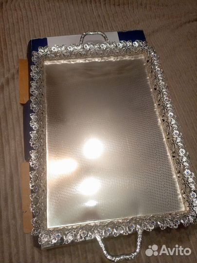 Поднос металлический