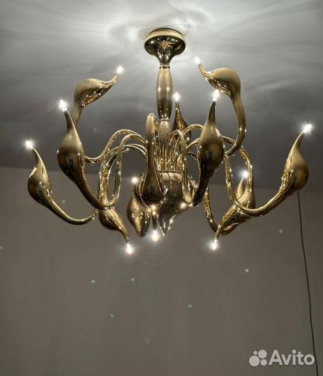 Люстра подвесная новая