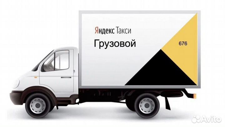 Водитель на личном грузовом автомобили