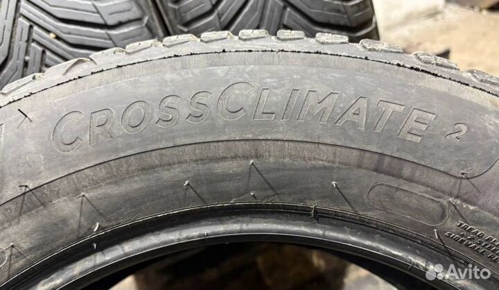 Michelin CrossClimate 2 215/65 R17