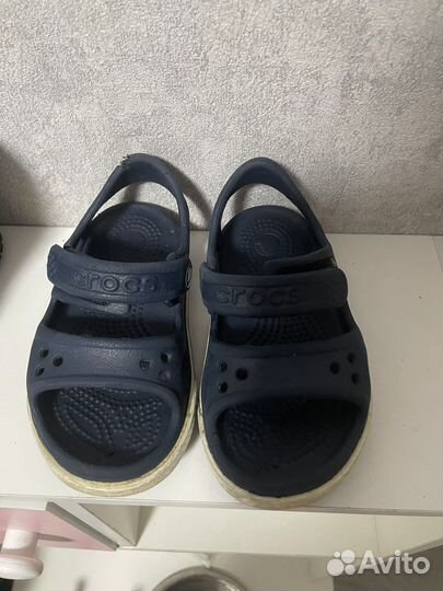 Сандали crocs c6