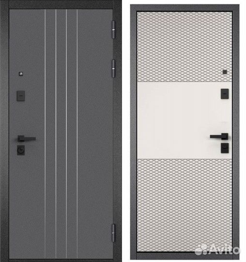 Входная дверь