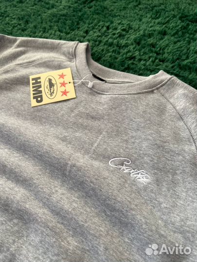 Свитшот corteiz на руках