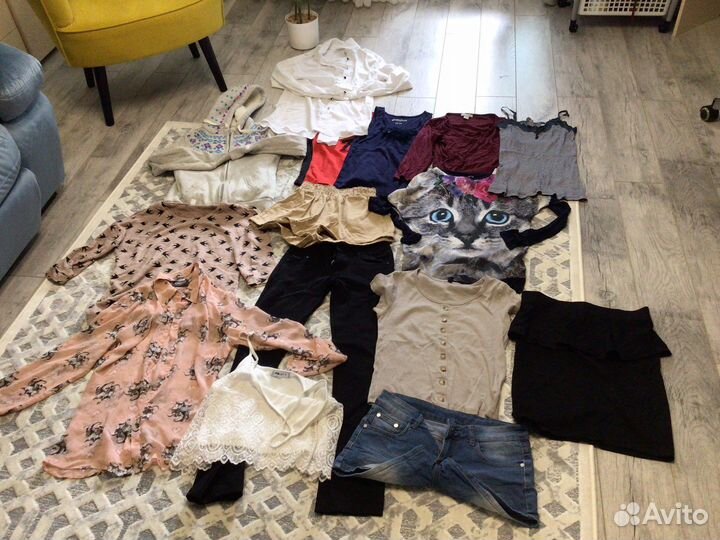 Одежда для девочки 12-14 лет