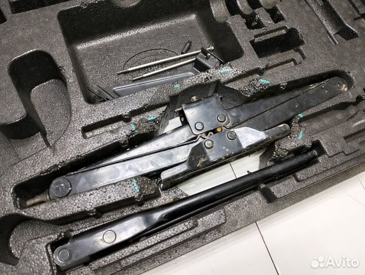 Домкрат Range Rover Sport