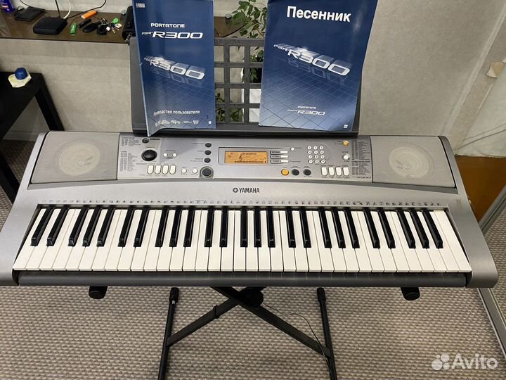 Синтезатор yamaha psr r300