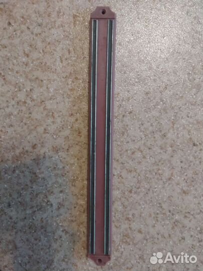 Магнитная доска для ножей