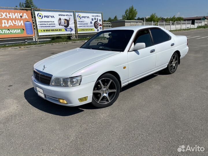 Nissan Laurel 2.0 AT, 2001, 295 700 км