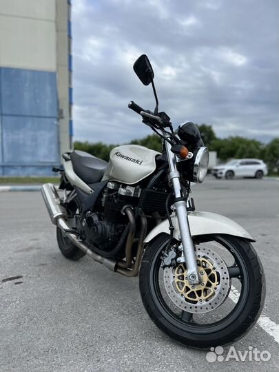 Kawasaki ZR750-F1