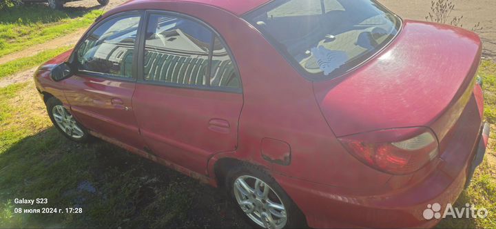 Kia Rio 1.5 AT, 2001, 221 296 км