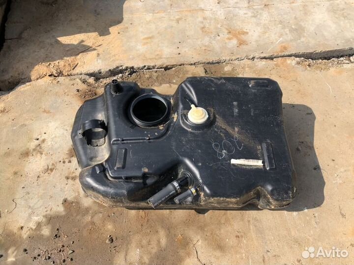 Бак топливный Ford Fusion 2002-2012