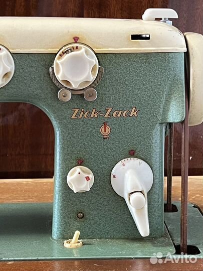 Швейная машинка Kohler zick zack