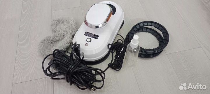 Робот мойщик окон