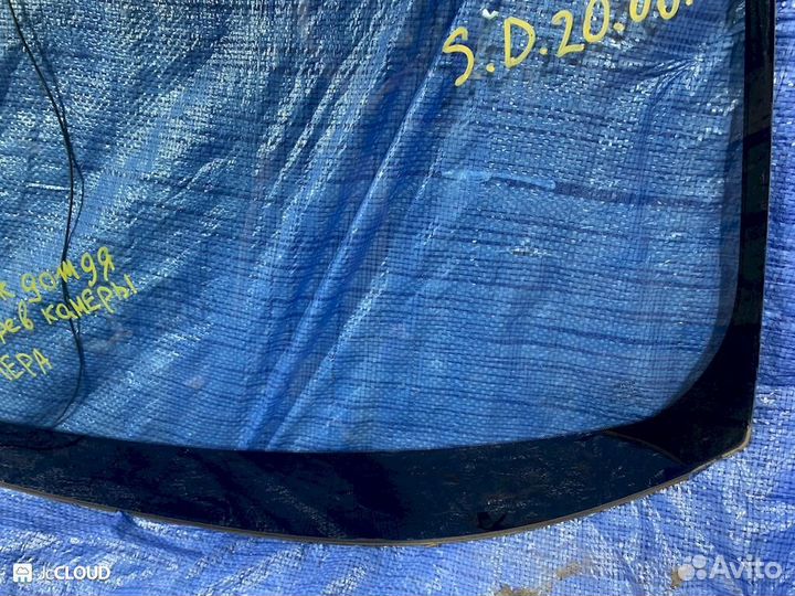 Лобовое стекло на toyota C-HR ZYX10 2zrfxe