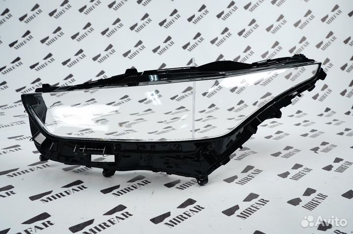 Левое стекло фары Toyota Highlander 2019-2024 LOW