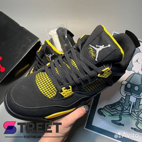 Nike Air Jordan 4 Yellow Thunder