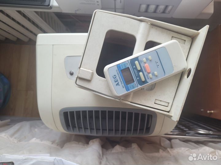 Мобильный,напольный кондиционер AEG acm-12hr